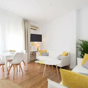 Appartement Lyrioshomes Cervantes, Málaga